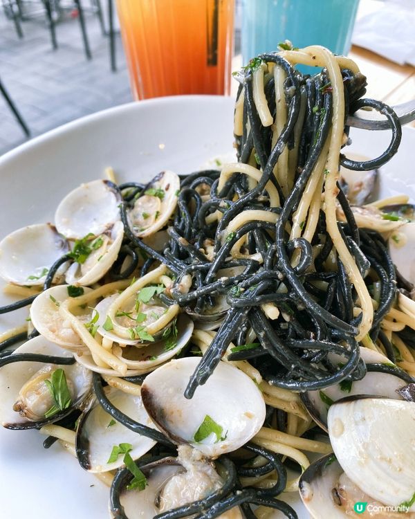 海邊🏖️～ 凍飲+Pizza🍕 好正🥰