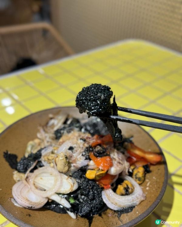 一間誤被應援而擔誤的泰國料理