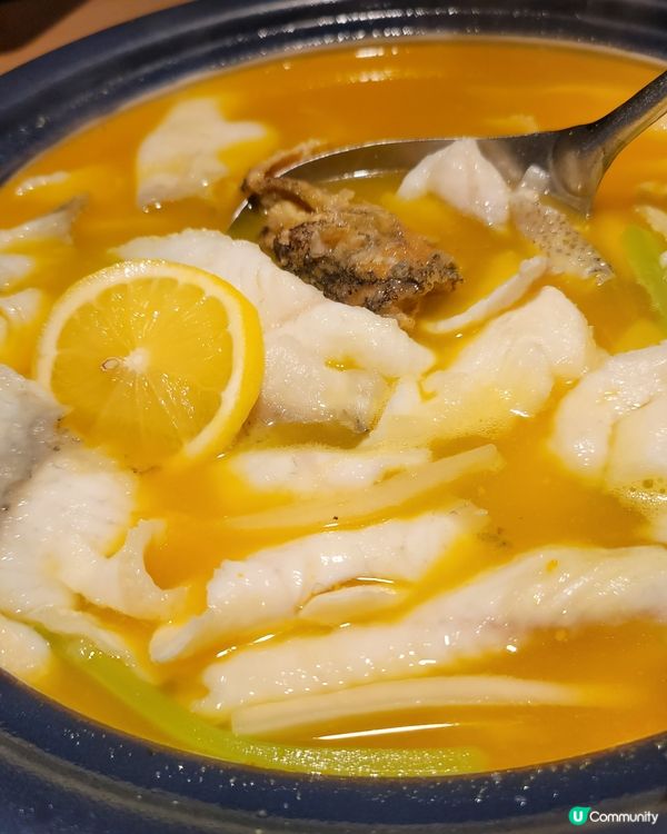 很鮮豔的顏色 檸檬魚