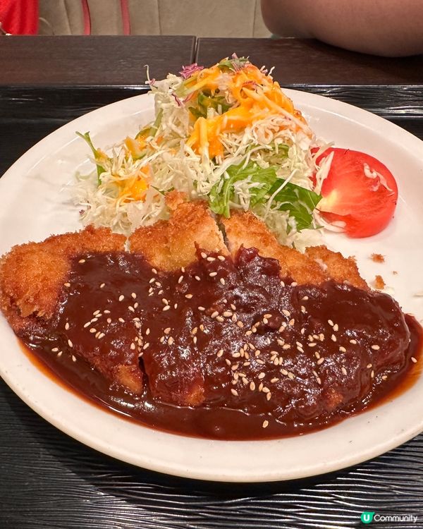 出名豬扒及蛋包飯