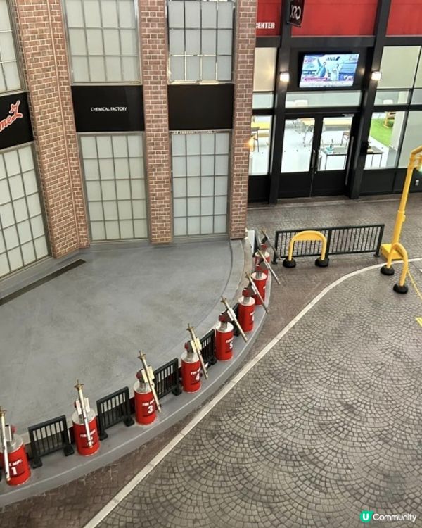 【 一個地方能讓小朋友體驗不同職業 】