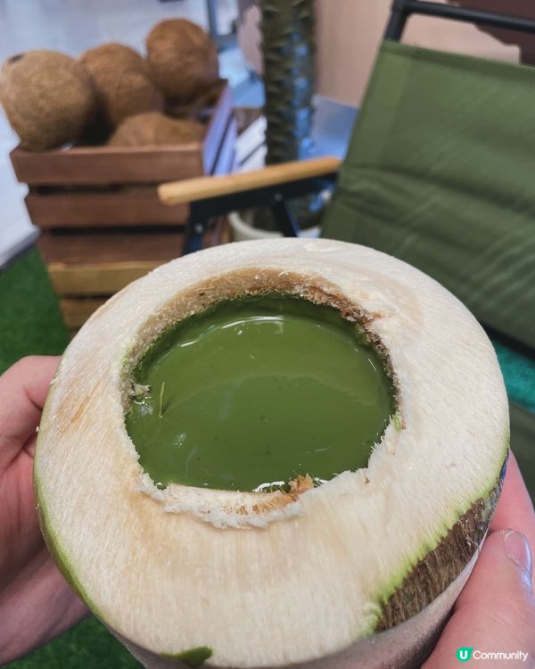 必試椰皇系列，足料甜品