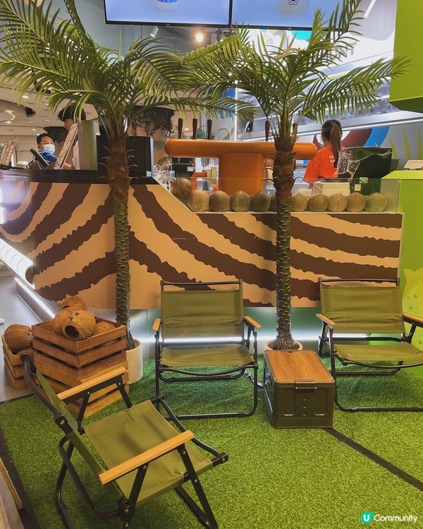 必試椰皇系列，足料甜品