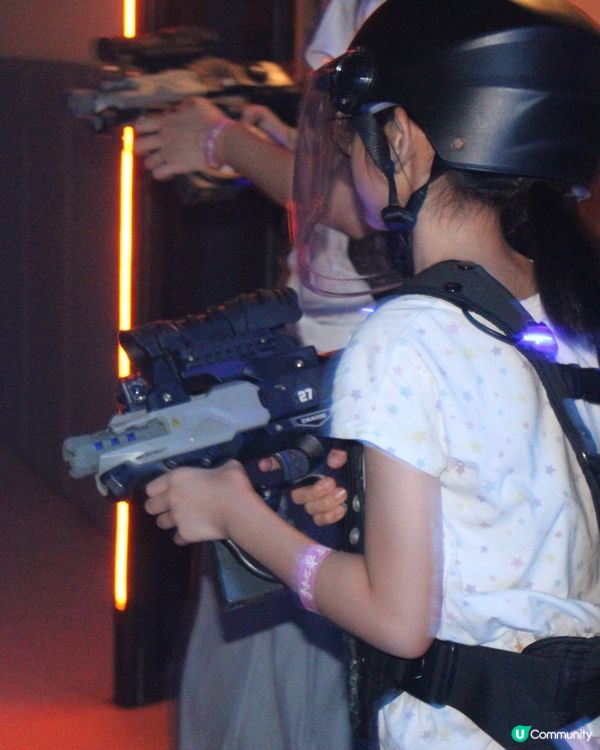 一大班人當然要玩war game 喇，緊張刺激好玩，大人小朋...