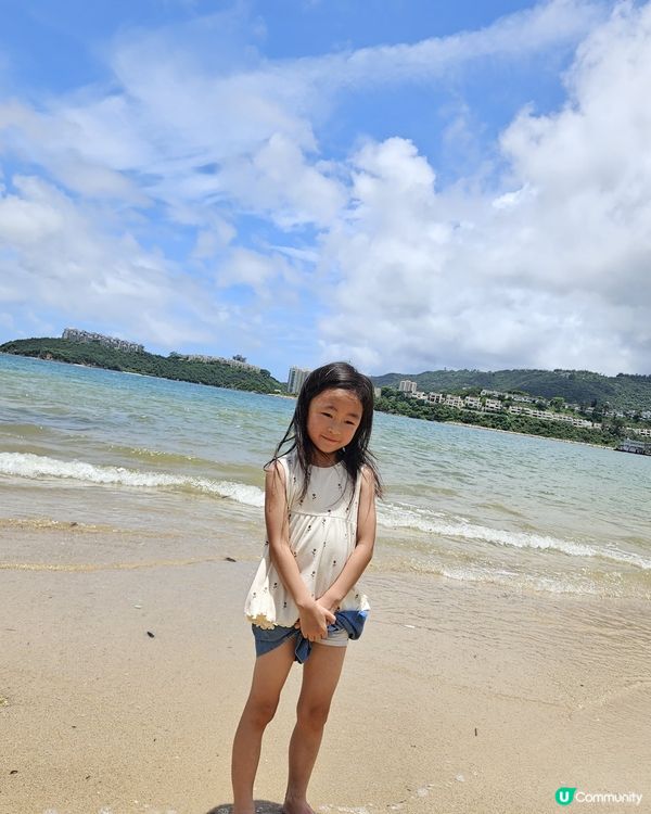 平日假期最佳消暑活動必定是水上活動，家人與女女最喜歡陽光與海...