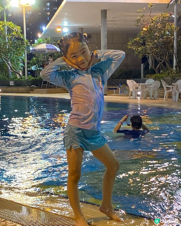 平日假期最佳消暑活動必定是水上活動，家人與女女最喜歡陽光與海...