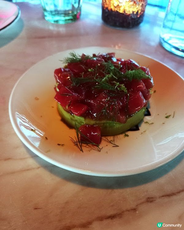 世一景觀下的薄餅