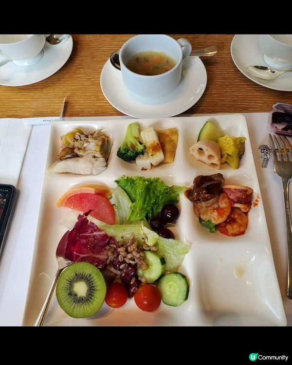 至愛去日本浸温泉及美食。去泰國也是美食天堂。