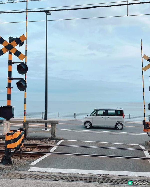 鎌倉市好適合一日遊。 沿著輕軌就可以到達各個景點。去男兒當入...