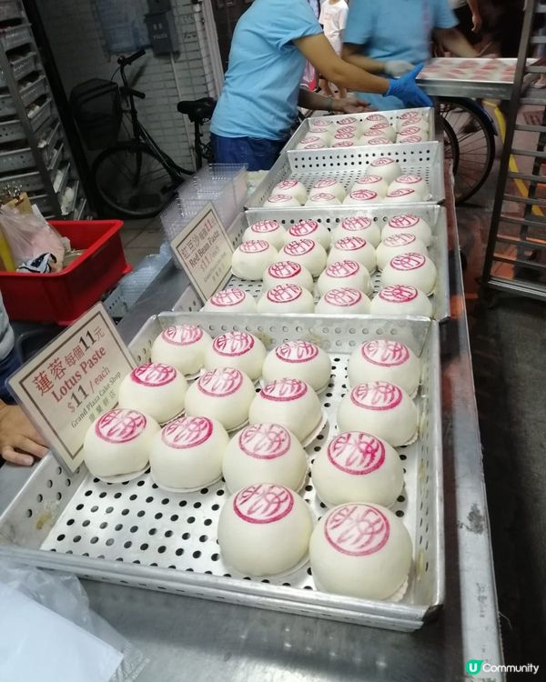 長洲太平清醮重頭戲「搶包山」, 會場可容納1,000人觀看,...