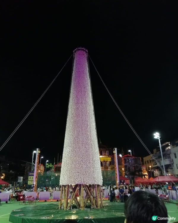 長洲太平清醮重頭戲「搶包山」, 會場可容納1,000人觀看,...