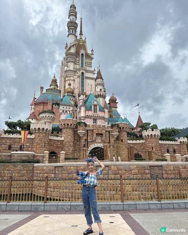 事隔四年再帶住台灣屋企人去香港迪迪尼，當然要影相打卡啦