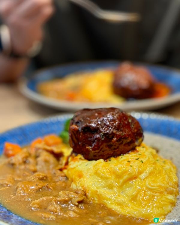 位於炮台山新開既Omu Cafe, 野菜豚肉咖哩配手打和牛漢...