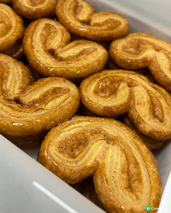 第一次去呢間蛋糕店🍰，十二款經典蛋糕禮盒真係好吸引我眼球🤩！