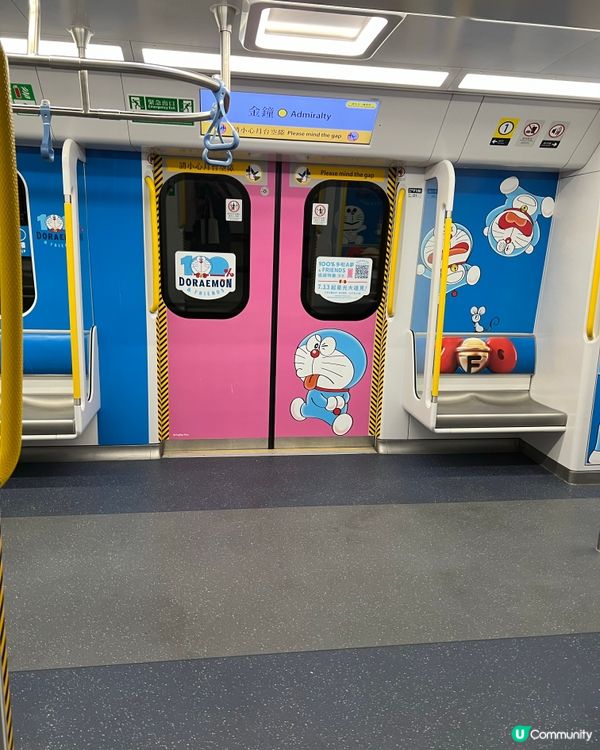 多啦A夢列車