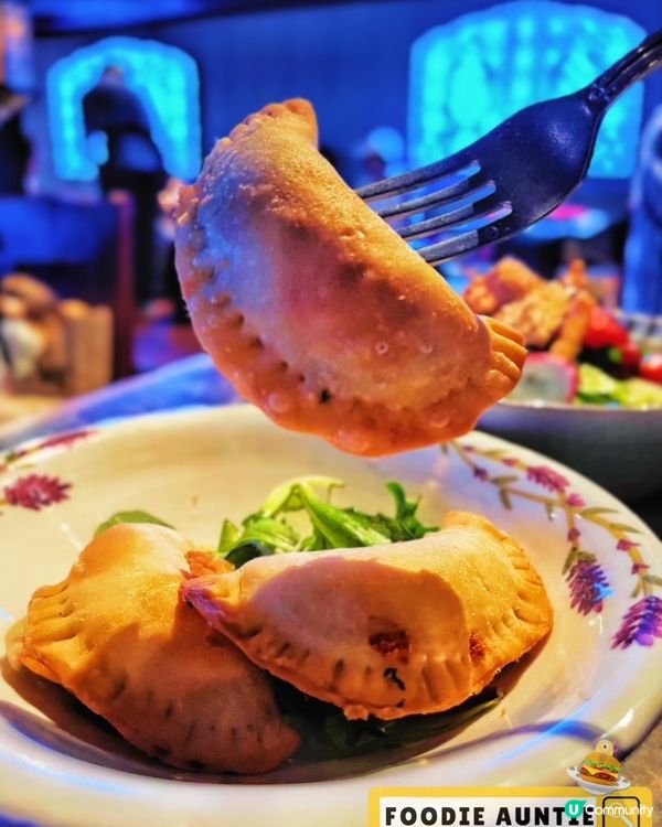 👽 食神大媽《中環｜氣氛熱鬧好味黎巴嫩菜》