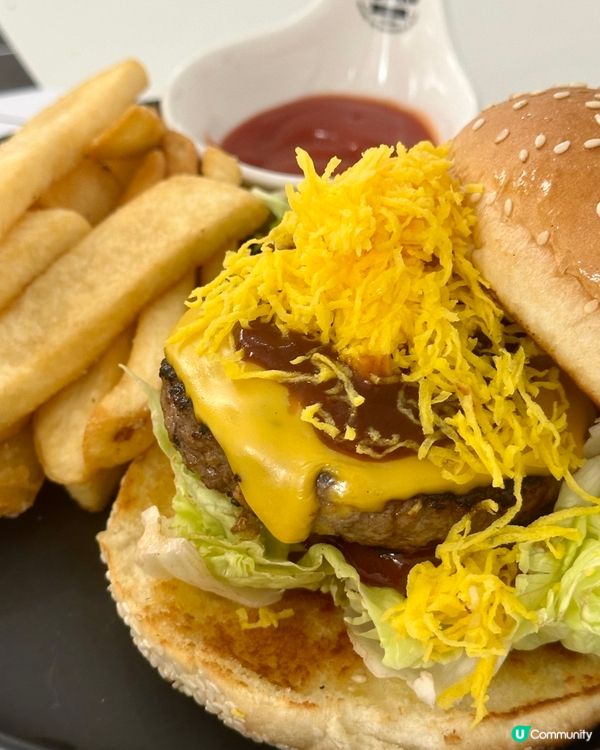 ULURU出名甜品造型又靚又好味，今次特別安排咗富士芝櫻祭-...