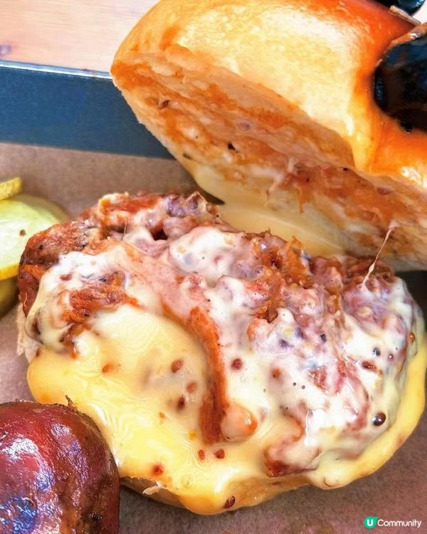 🤠 美式復古餐廳，煙燻烤肉配精釀啤酒🍻