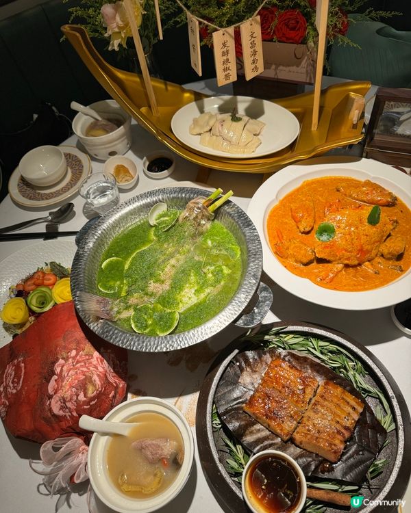 鮮花滿佈浪漫餐廳🌸周年慶典🥂