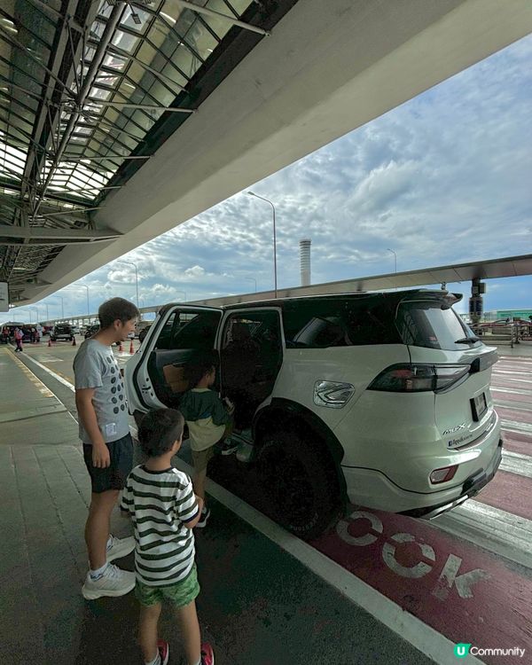 泰國親子遊 - 機場包車接送