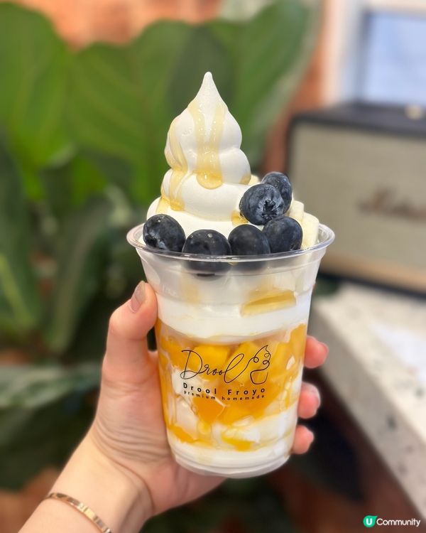 天后超打卡乳酪杯😍 扁牛角包都有😆