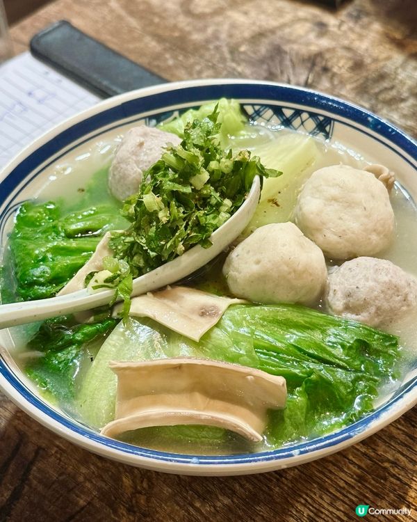 熱辣辣都抵唔住排隊🤤  