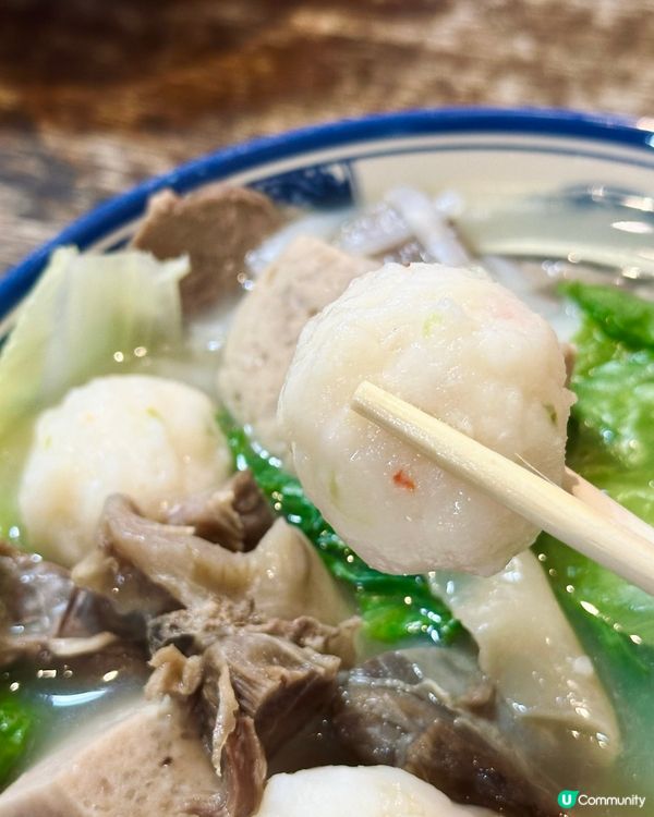 熱辣辣都抵唔住排隊🤤  