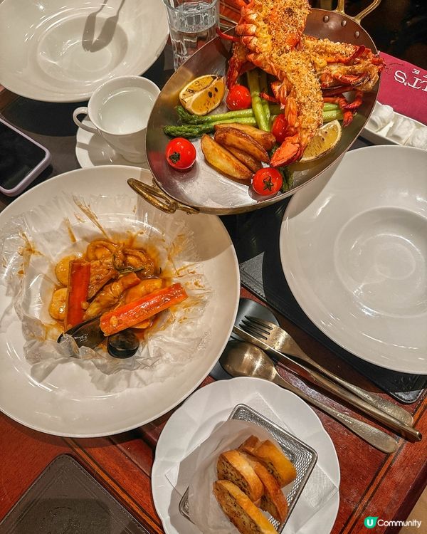 【白金卡生日優惠：晚餐滿額享折扣優惠】 