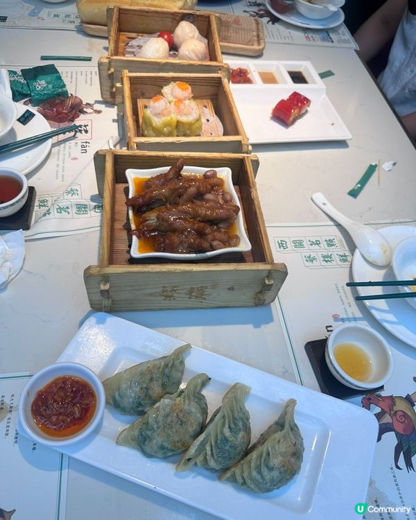 深圳繁樓飲茶，樣樣點心都好精緻好好味，店鋪裝修復古新凈，食正...