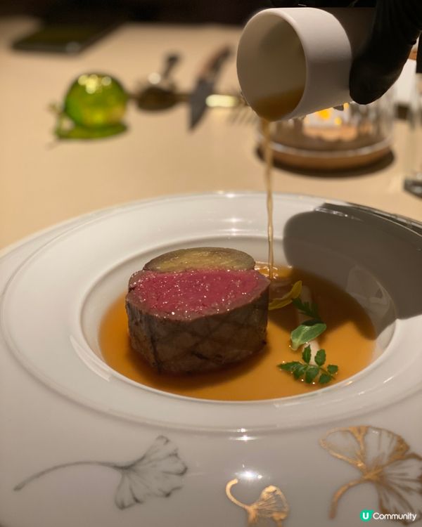好食嘅fine dining可能有好多間,不過最適合姊妹們一...
