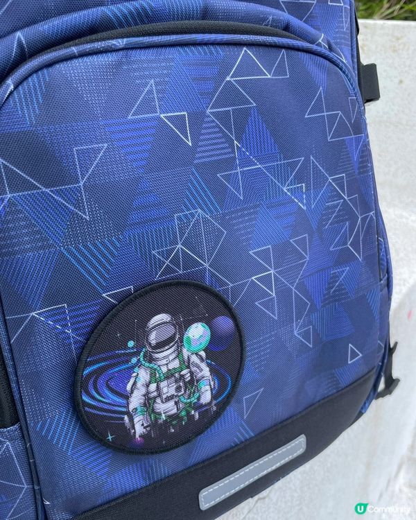 🎒豆豆哥哥升小六，揀書包梗係要揀最輕最護脊！🤩