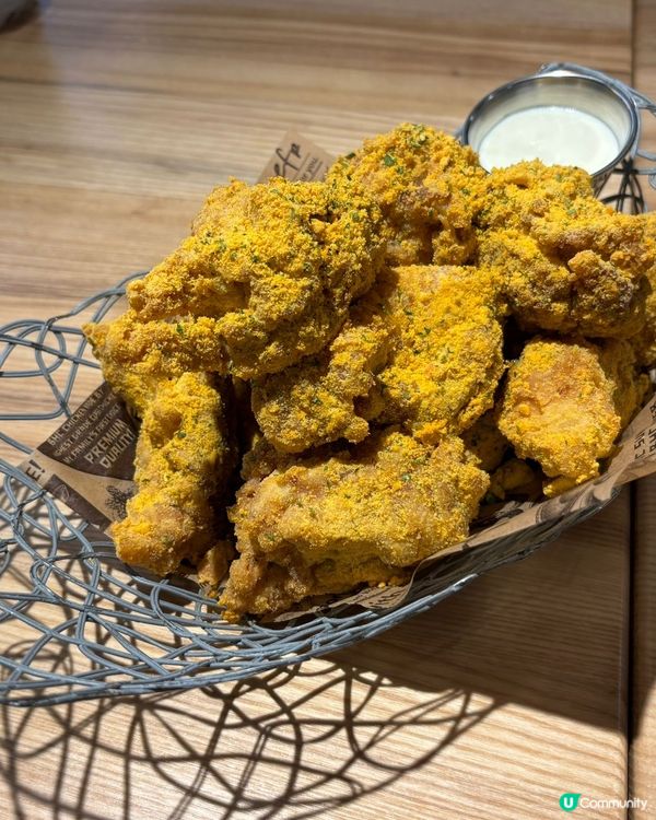 銅鑼灣·韓國人氣炸雞店BHC Chicken 內附有詳細餐牌