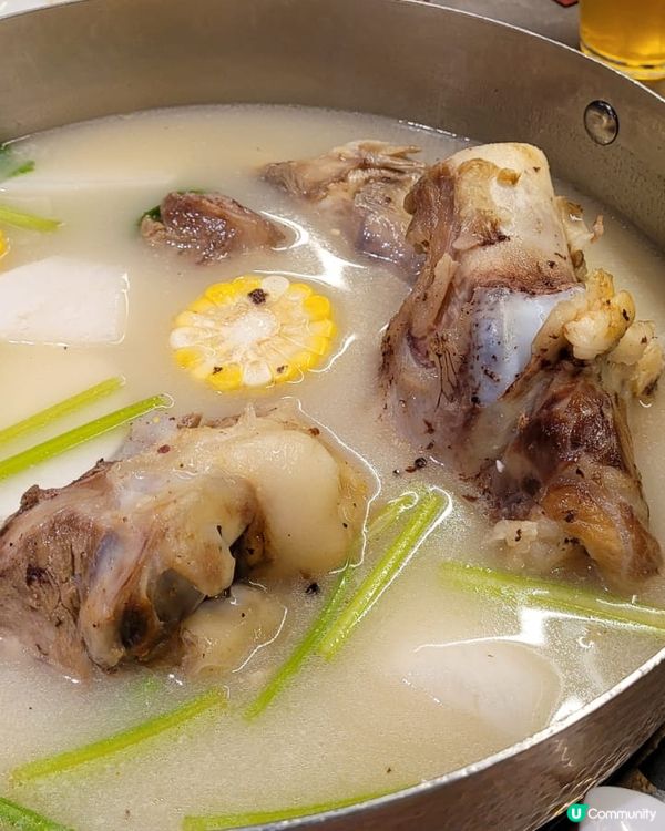 火鍋好味，湯底吸引，超級新鮮，無限時間，值得一試再試