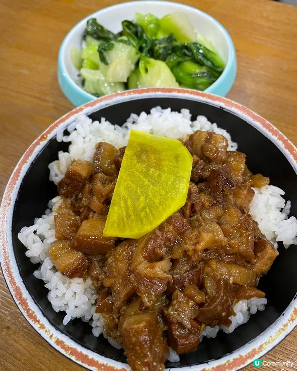 $100 台式午餐 有主食、小菜、飲品