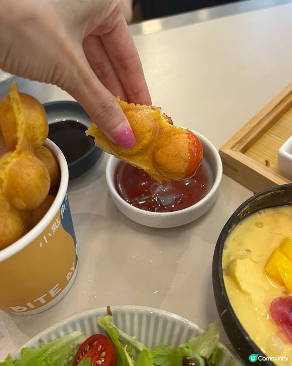 舒服掃街😬唔使企，唔使迫，坐定定嘆冷氣兼打卡創意港式街頭美食