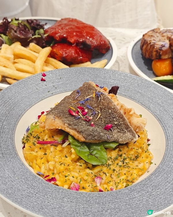 在仲夏夜觀星~浪漫滿分啊!剛剛週末到了上水廣場💗🔭跟好友們過...