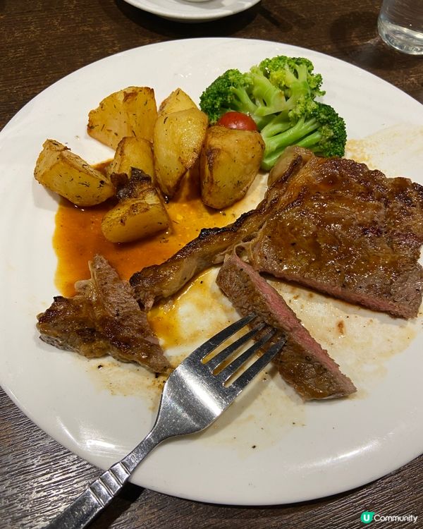 鰂魚涌CP值高西餐扒房🥩！超爆汁西冷牛扒🤤！