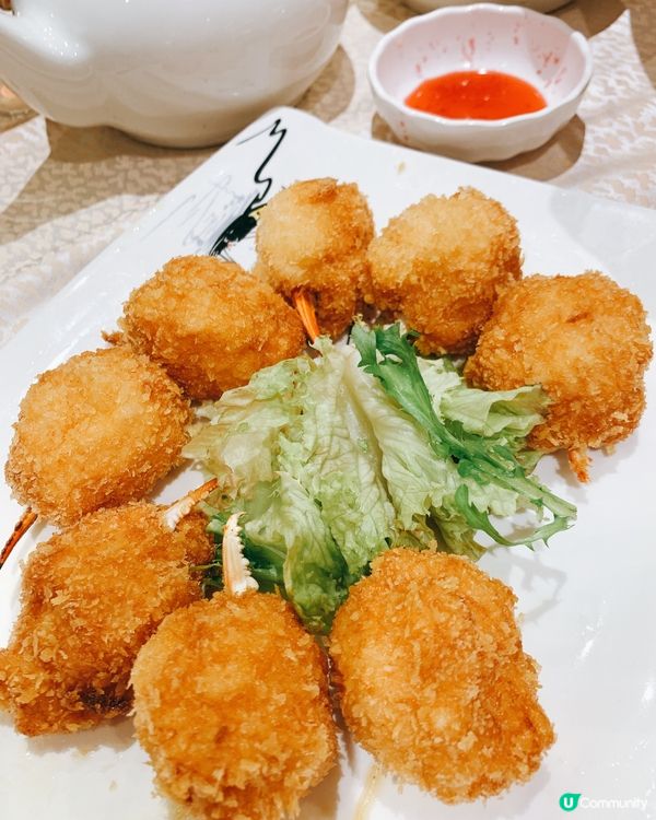 同親戚一齊係海港酒樓食飯團聚，份量夠多，味道又好食，又抵食，...