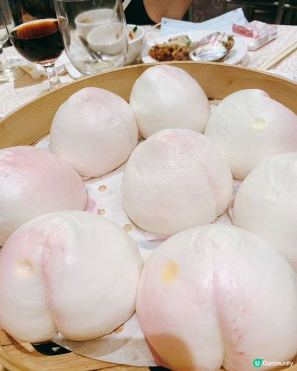 同親戚一齊係海港酒樓食飯團聚，份量夠多，味道又好食，又抵食，...