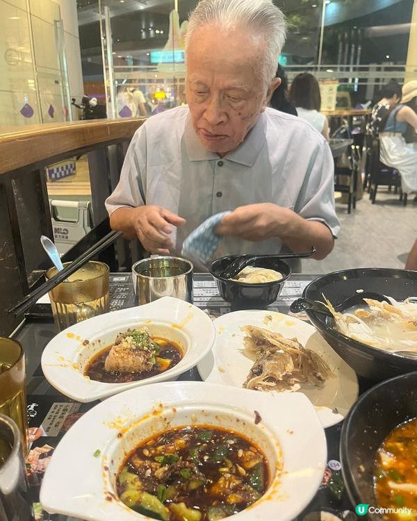 這是稻香集團的美食分享，媽媽很喜歡這間茶樓的點心美食有水準，...