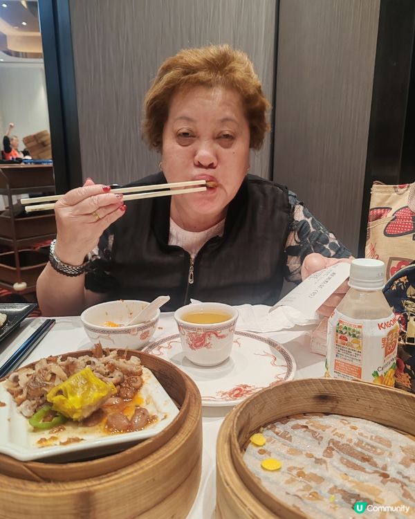 這是稻香集團的美食分享，媽媽很喜歡這間茶樓的點心美食有水準，...