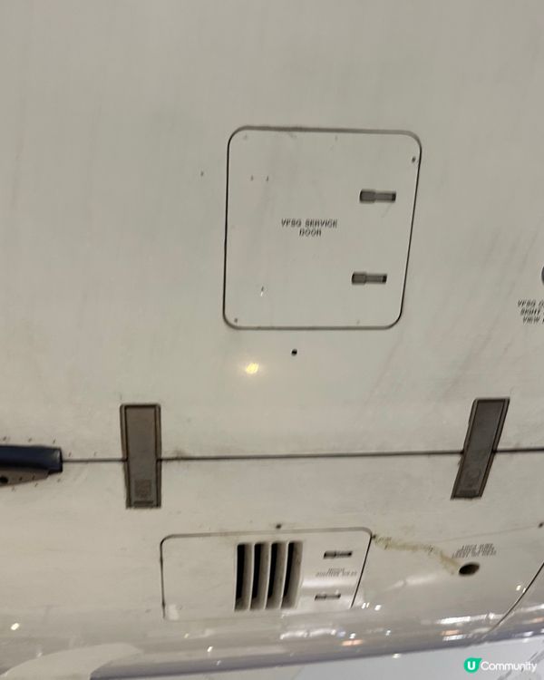 震撼！隨手可摸到日本第一架波音787機