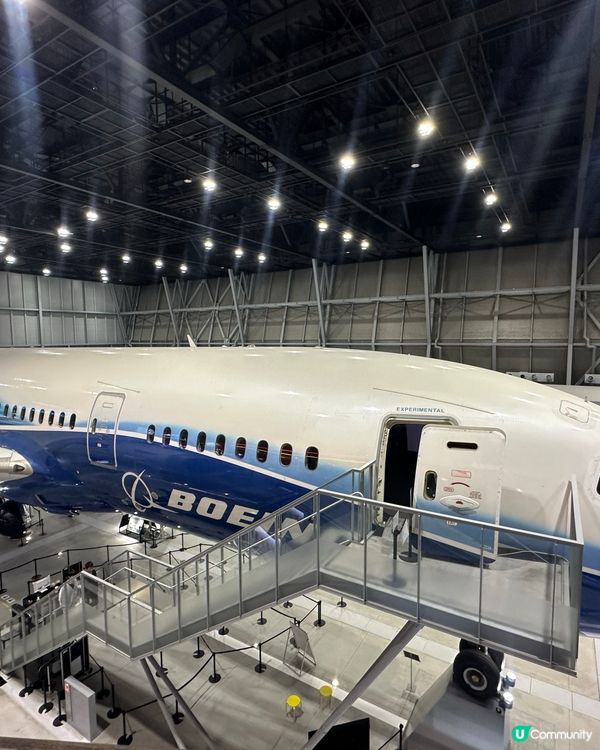 震撼！隨手可摸到日本第一架波音787機