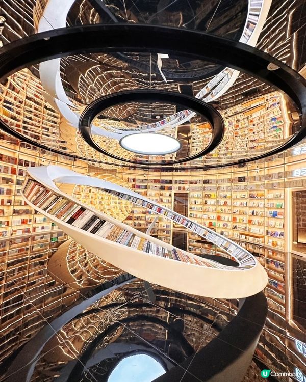 愈欣書店，時光隧道之旅！📚