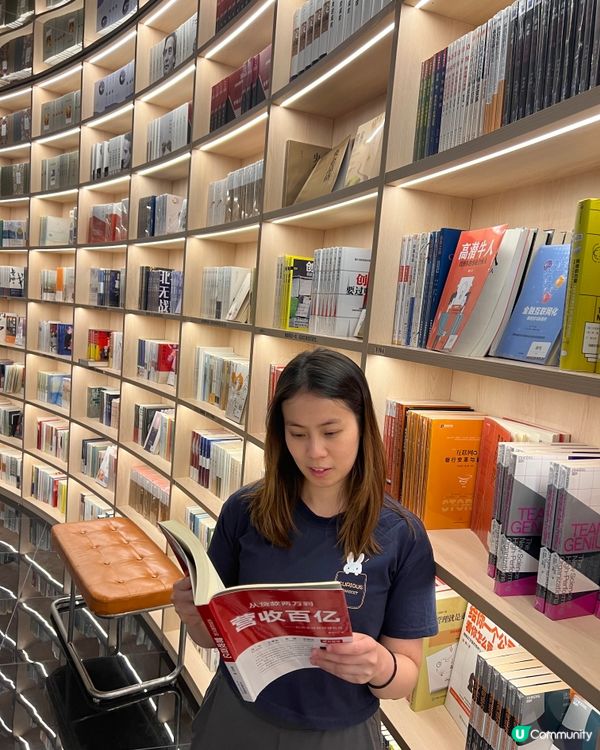 愈欣書店，時光隧道之旅！📚