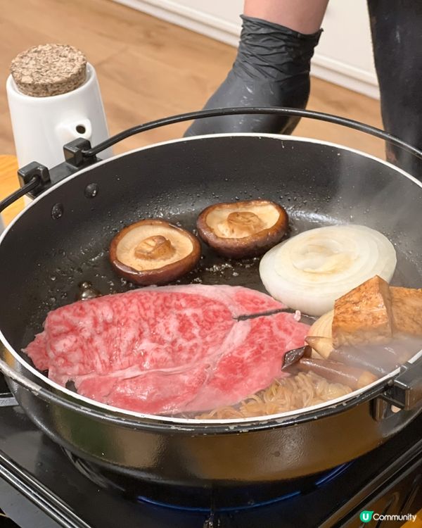 《觀塘高質壽喜燒 店員全程幫忙烹調💯》