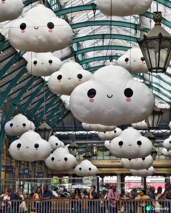 笑笑充氣雲飄浮空中☁️ 