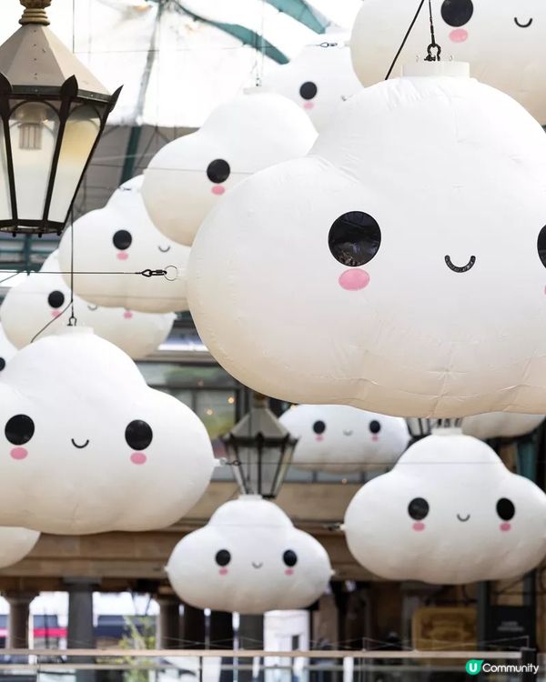 笑笑充氣雲飄浮空中☁️ 