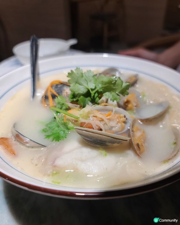 中環六如平民化 🥢抵食午市套餐😋