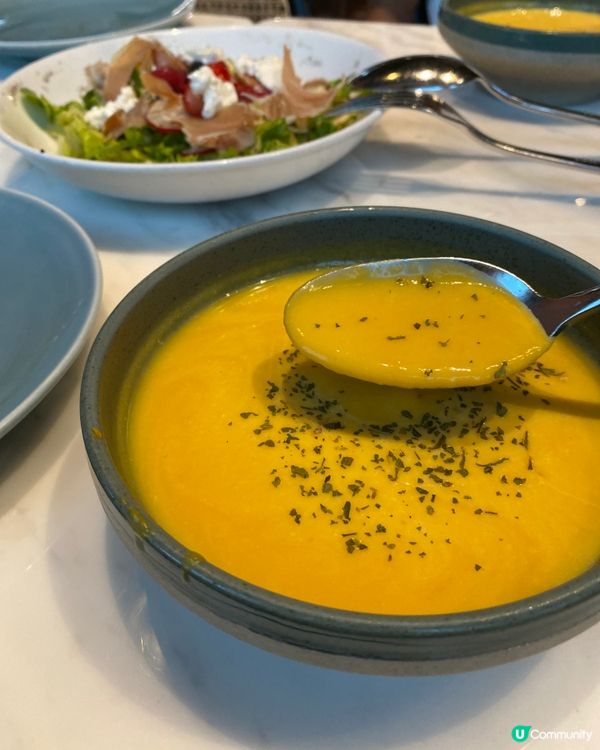 🇭🇰【二訪商廈pizza店】